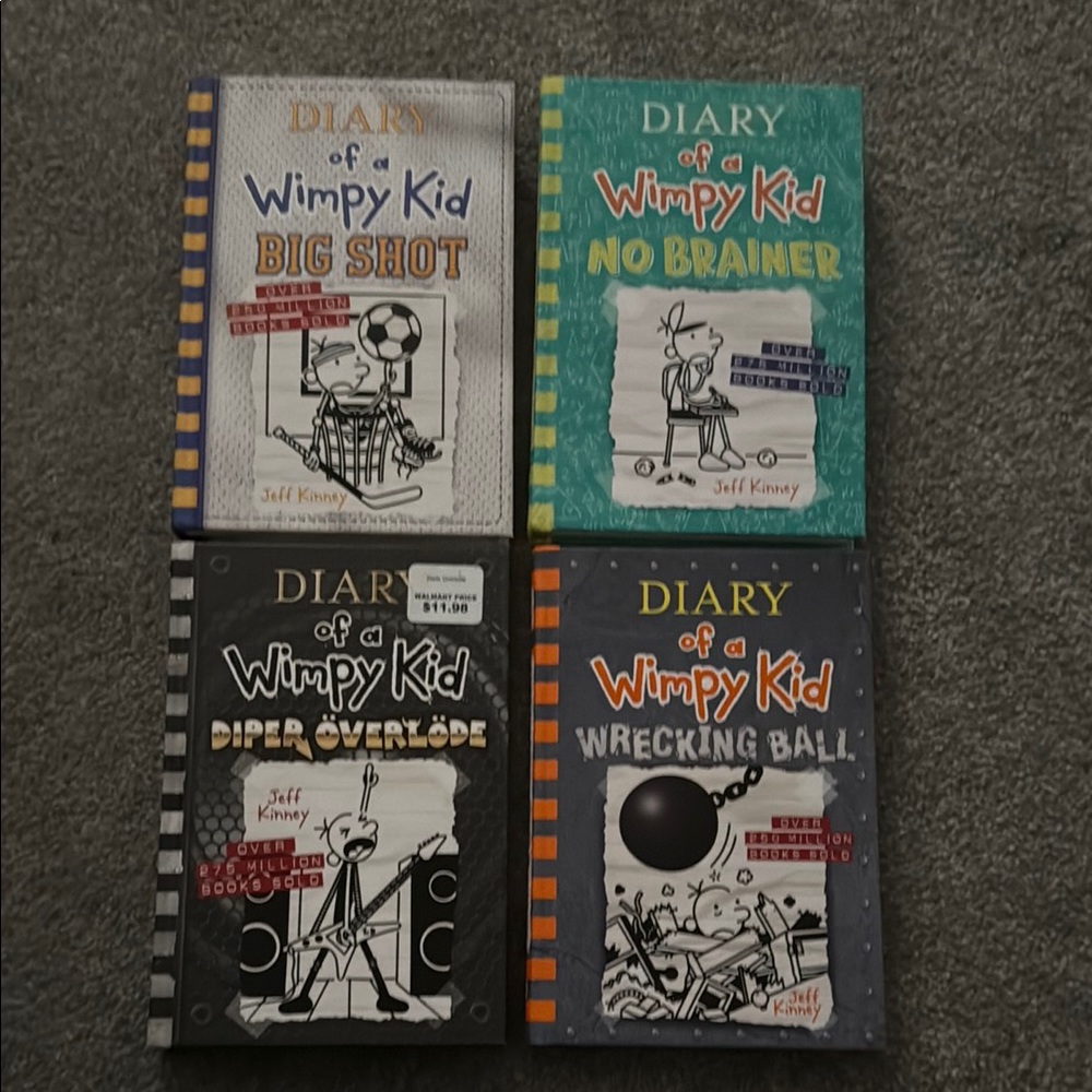 Diary of a Wimpy Kid Book Set - Multicolor